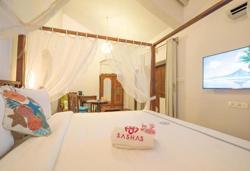 Стандартный Номер Кровать Кинг, Sashas Holiday Village