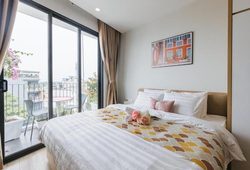 سوییت جونیور با بالکن, Crescendo Urban Stay   Stay 24h