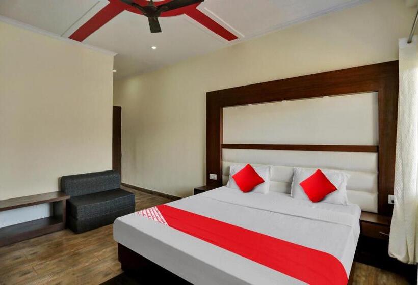 Трехместный Номер Классика, Oyo Lawendra Home Stay