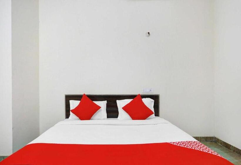 Трехместный Номер Классика, Oyo Hotel Yuvraj Plaza