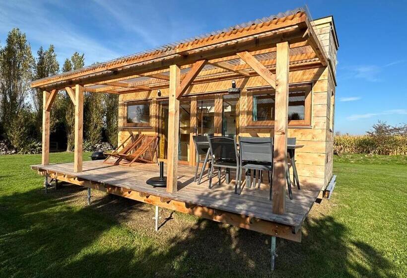 Семейное Бунгало, Domaine De L O