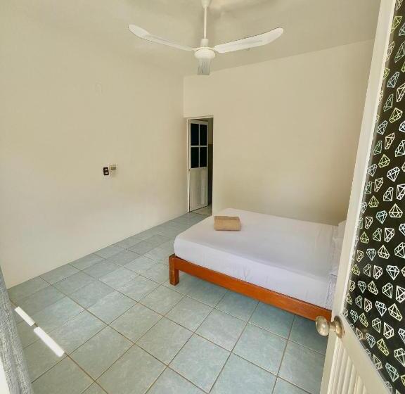 Номер Стандарт, Single Fin Suites & Rooms La Punta Zicatela