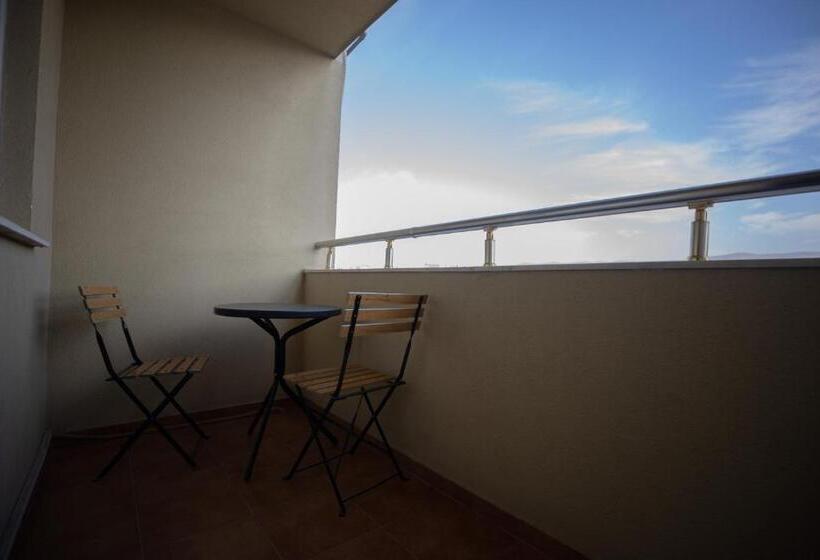 آپارتمان سوپریور 1 خوابه, Dodona Aparthotel In Prishtina