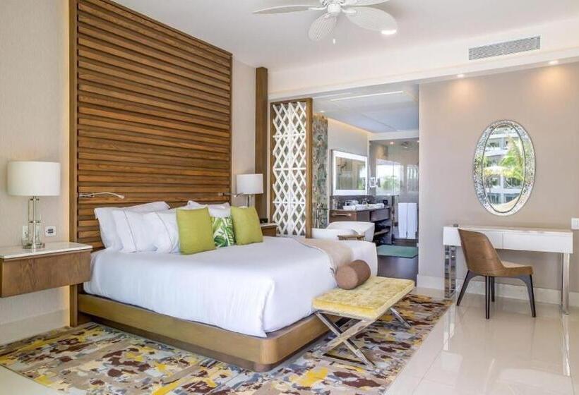 Люкс, Ocean View In 5 Diamond Resort