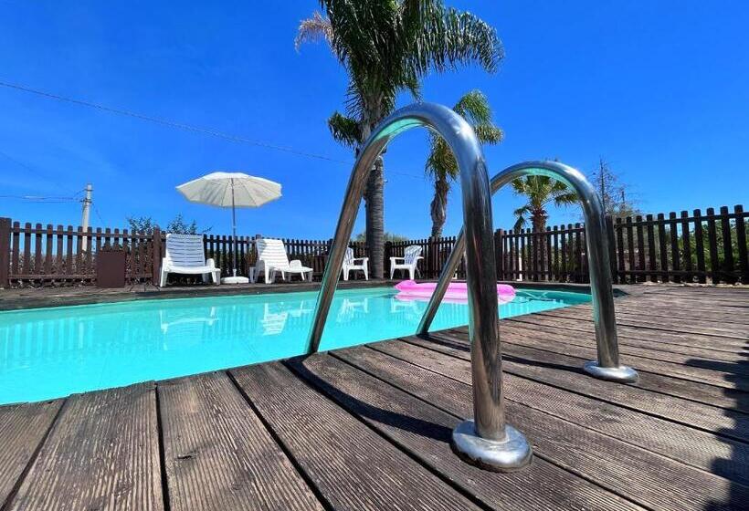 اتاق لوکس, Villa Giudice Luxury Home
