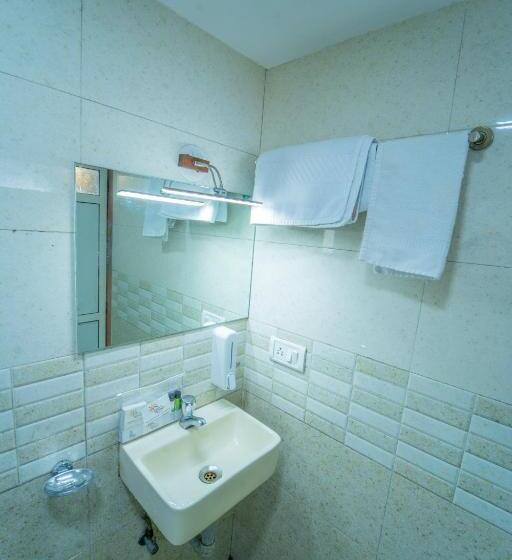 Номер Deluxe с Балконом, Sharayu Holidays Valley View