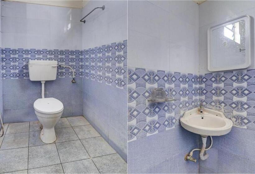 חדר קלאסי לשלושה, Oyo Flagship Hotel Royal Comfort Near Shilparamam