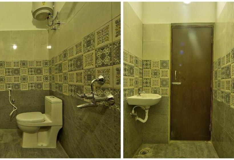 标准间, Collection O Joliday Inn
