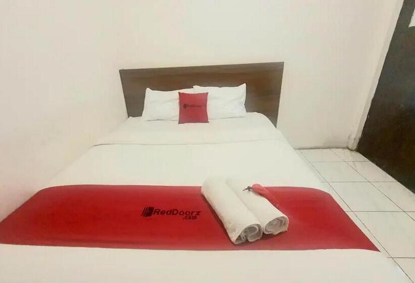 اتاق استاندارد, Reddoorz Near Universitas Pgri Kanjuruhan