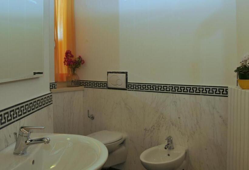 Апартаменты 1 Спальня, Vico Sweet Mountain View