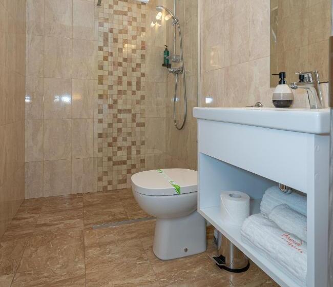 آپارتمان 2 خوابه, Mera Resort