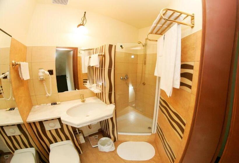 Номер Стандарт, Podzamcze