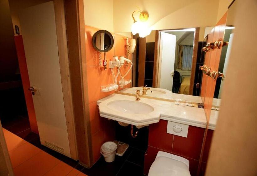 Номер Стандарт, Podzamcze