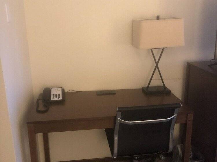 스탠다드 룸 더블 침대 2개, Red Lion Inn And Suites La Pine, Oregon