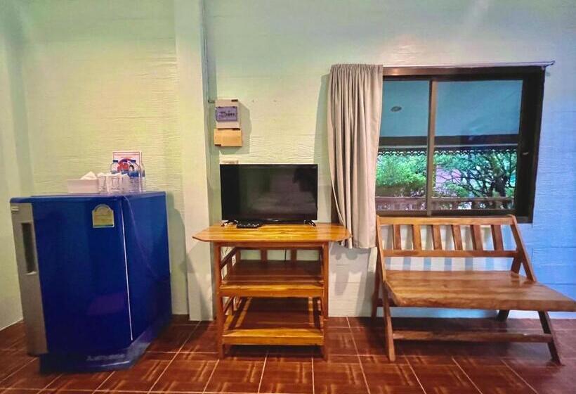 Номер Стандарт Трехместный, Phupa Beach Resort