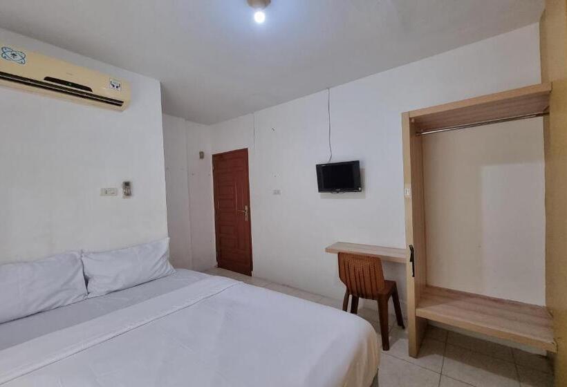 带大床的标准间, Oyo 93493 Wira Residensia Syariah