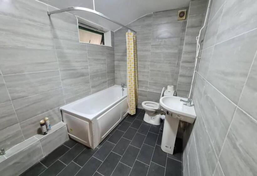Номер Стандарт Трехместный, London E2 Rooms