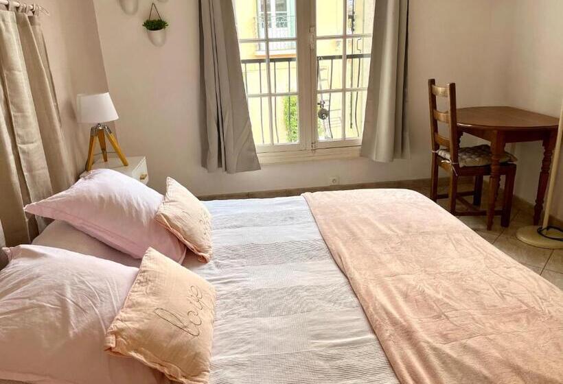 Standard room with outdoor bath, Chambre Indépendante à Lezignan La Cèbe