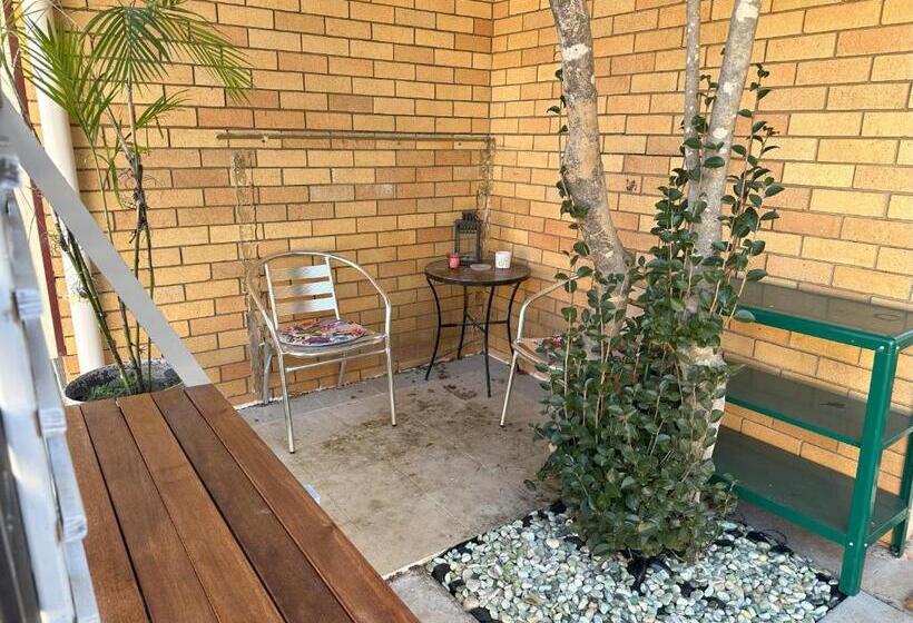 سوییت خانوادگی, Zen Escape Guest House  Romantic Escape, Cozy Delight, Oasis Suite