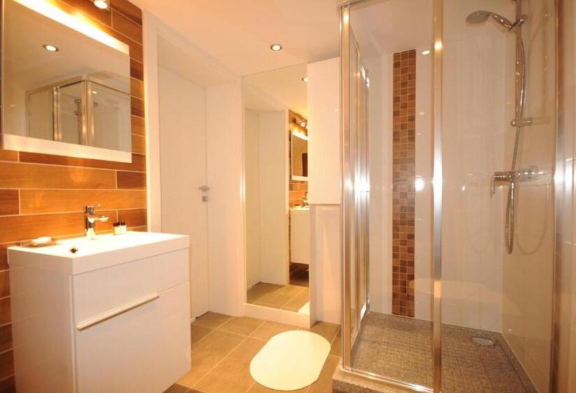 Апартаменты 3 Спальни, Harenda Residence   Destigo Hotels