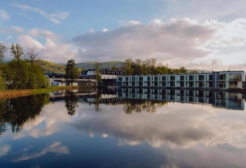Номер Deluxe с Балконом, Pałac Pakoszów Schlosshotel Wernersdorf