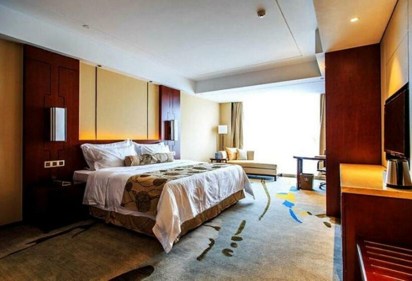 Стандартный Номер Кровать Кинг, Ramada Jiaxing