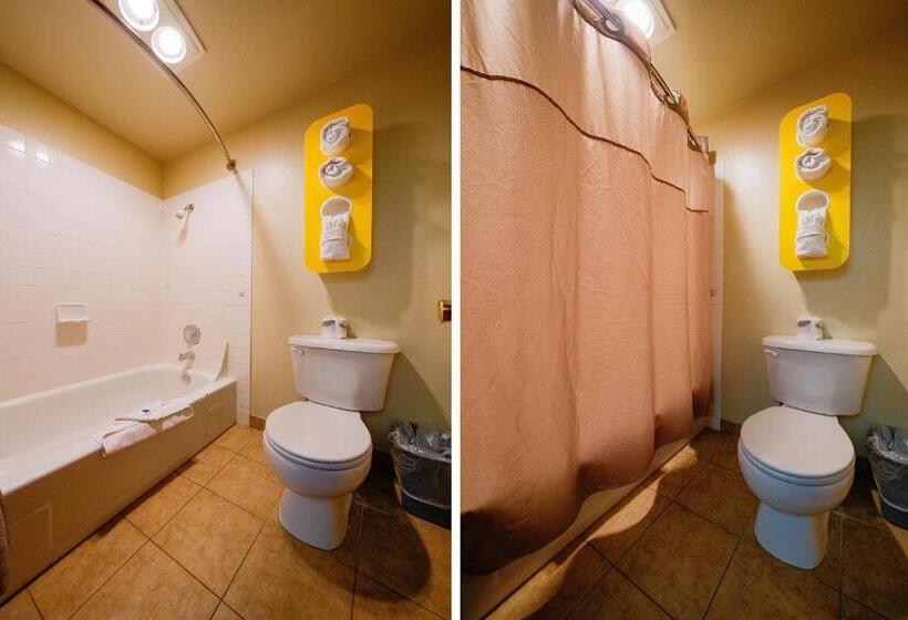 Стандартный Номер Кровать Кинг, Oyo Hotel Hermiston Or, Downtown