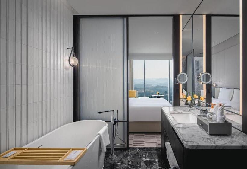 Номер Superior, Crowne Plaza Ezhou, An Ihg
