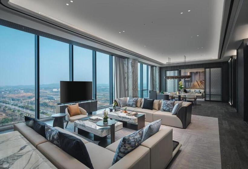 Люкс, Crowne Plaza Ezhou, An Ihg