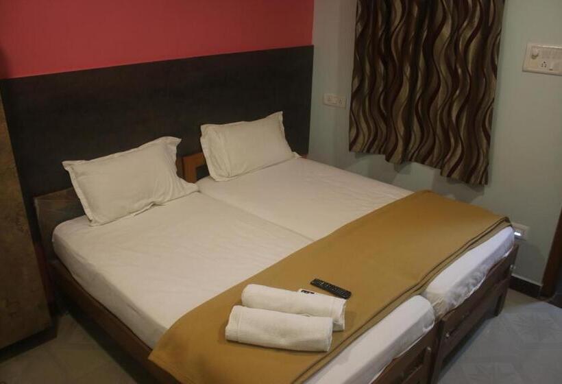 Номер Стандарт, Sikara, Kumbakonam
