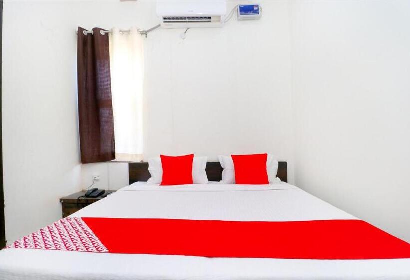 Трехместный Номер Классика, Oyo Hotel Chanderlok