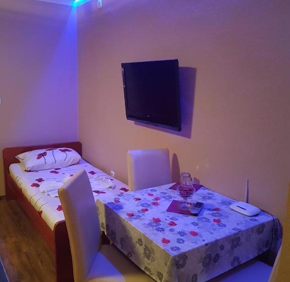 اتاق لوکس, Apartmani Kadunić