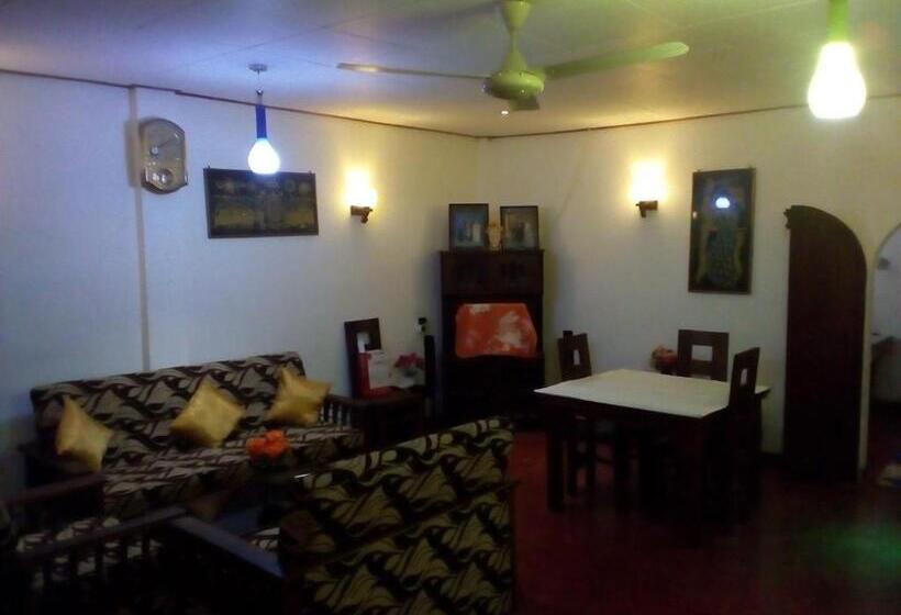 스탠다드 룸, Shantha Surf Villa