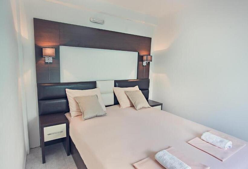 اتاق راحتی, David Apartments And Rooms