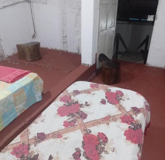 Кровать в Общей Комнате, Cama 03 No Quarto Compartilhado