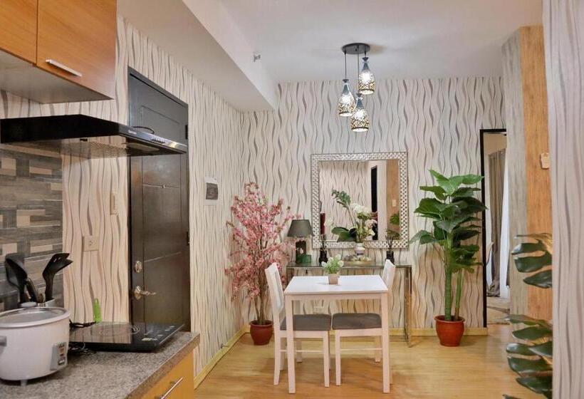 家庭间, Mesaverte Residences