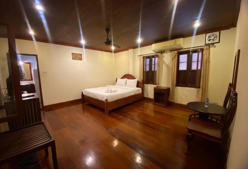 Номер Стандарт Вид на Сад, Somvang Khily Guesthouse 宋旺吉利 酒店