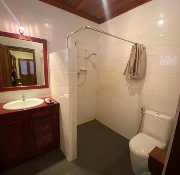 Номер Deluxe с Балконом, Somvang Khily Guesthouse 宋旺吉利 酒店