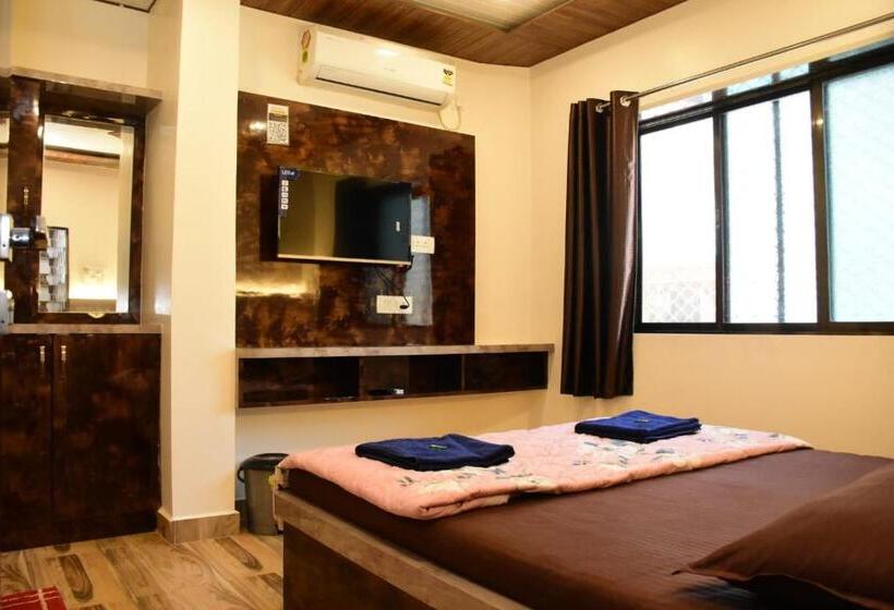 Семейный Номер, Suyog Hotel,matheran