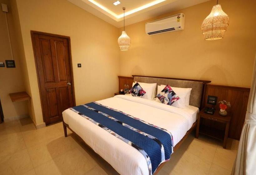 스탠다드 룸 킹사이즈 침대, Aaristo Beach Resort And Spa