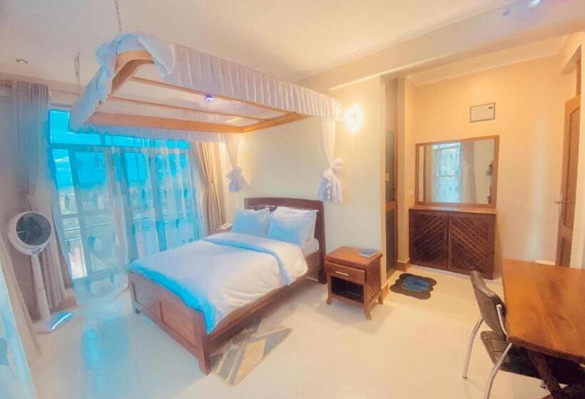 스탠다드 룸, Peak Hotel Karatu