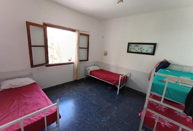 Кровать в Общей Комнате, Hostel La Española