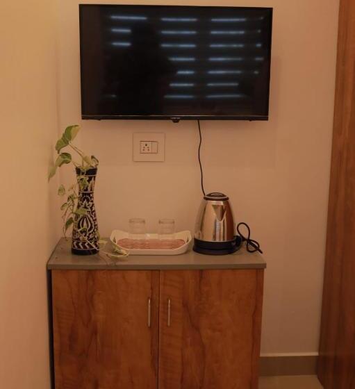 패밀리 룸, Humblebee Retreat Tattekkad