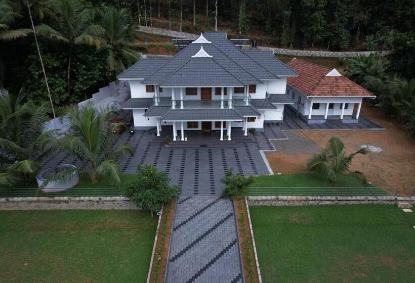 수피리어 룸, Humblebee Retreat Tattekkad