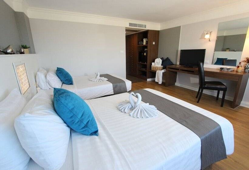 اتاق لوکس, Coco Beach Hotel Jomtien Pattaya