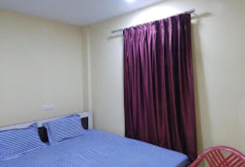 Номер Deluxe, Ashirbad Mandap, Bhubaneswar