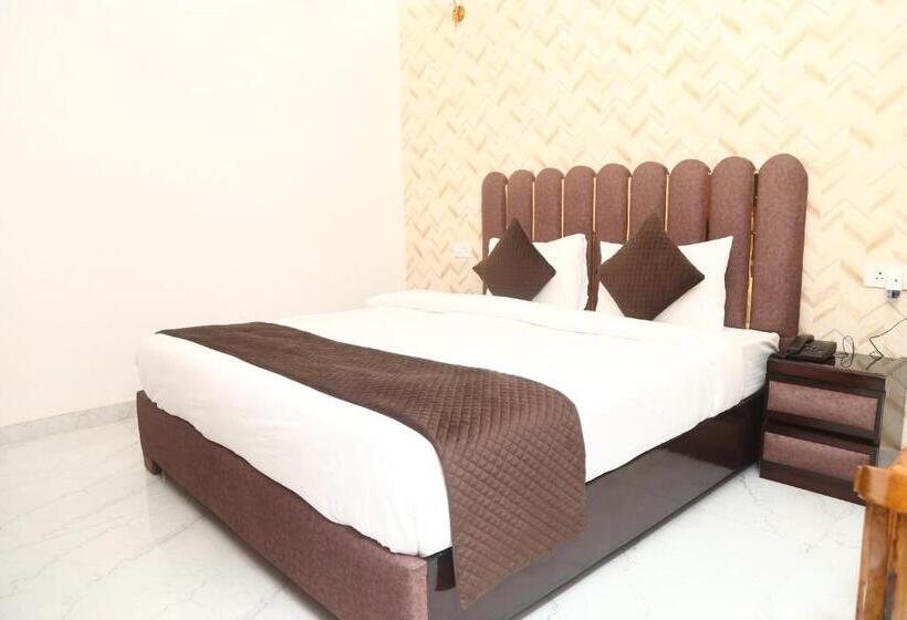 Номер Deluxe, Mk Regency