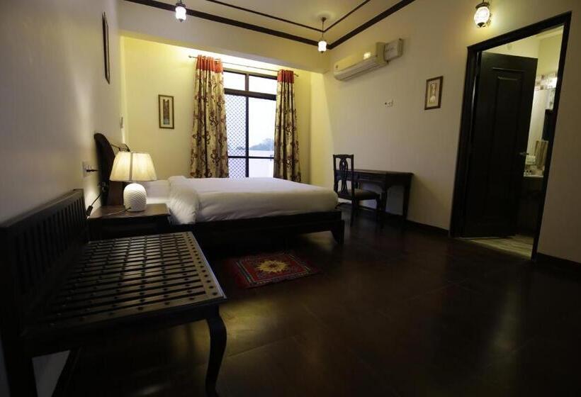 标准间带阳台, Royal Wings Resorts