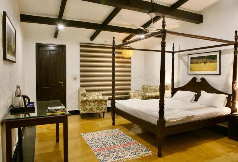 Номер Deluxe, Camp Tigerlily   Dudhwa