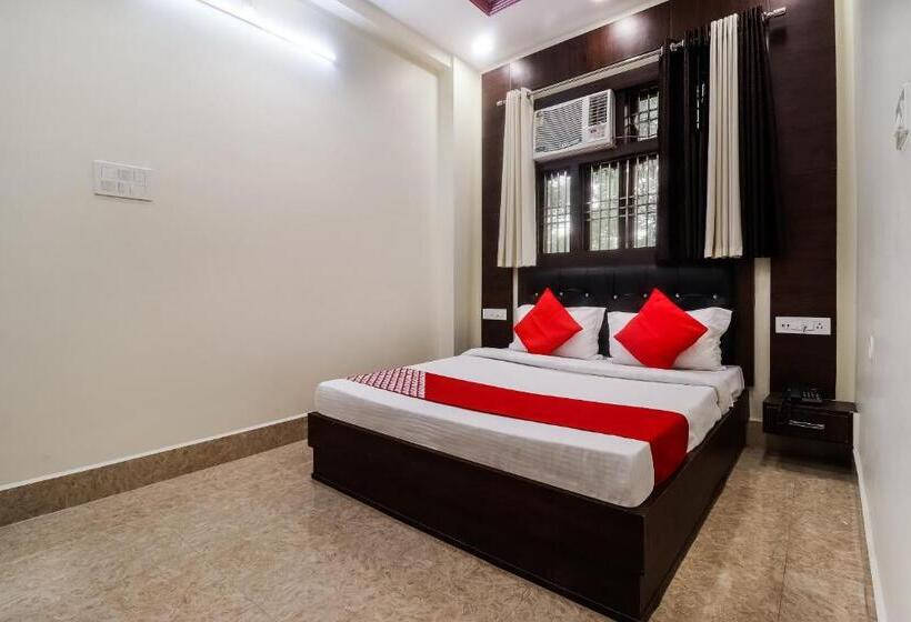 三人经典房间, Oyo Titli Resort